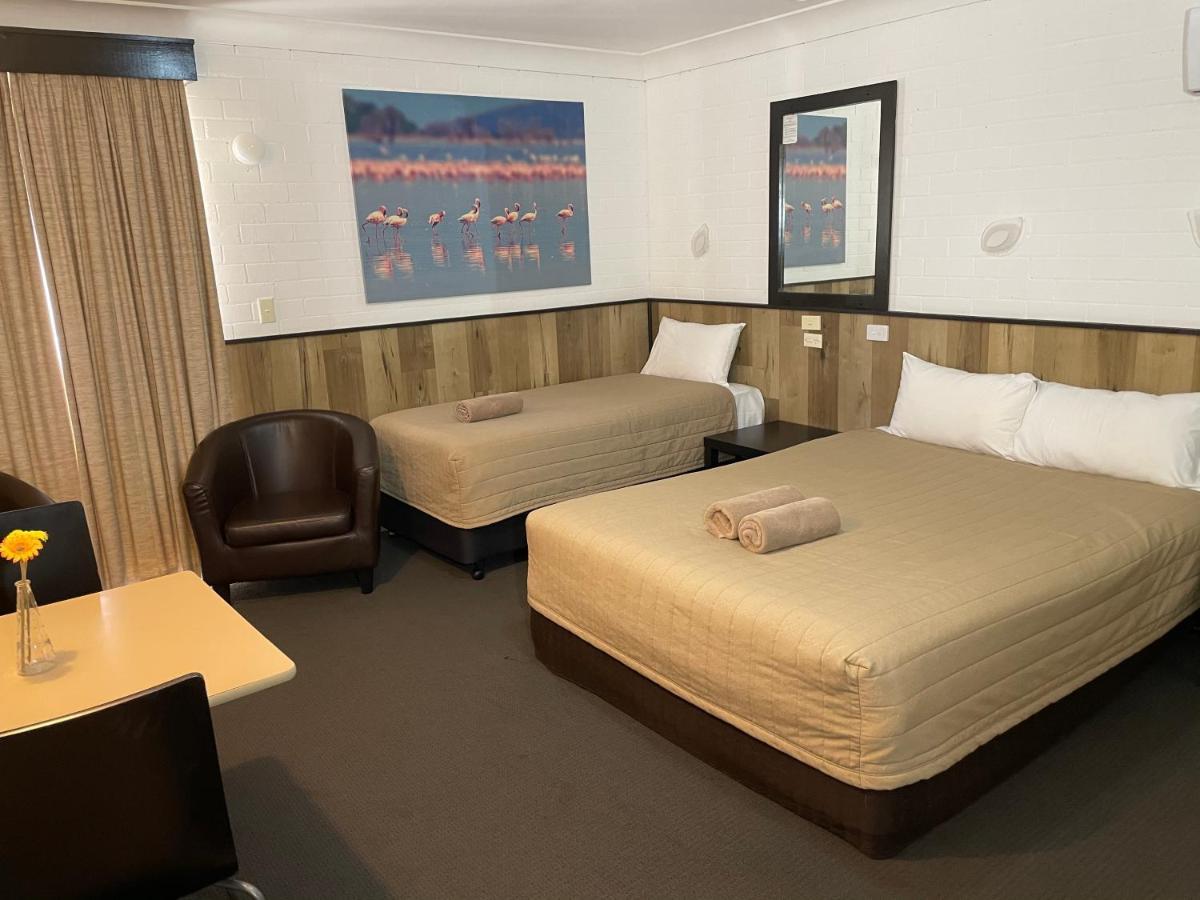 Countryman Motor Inn Cowra Exterior foto