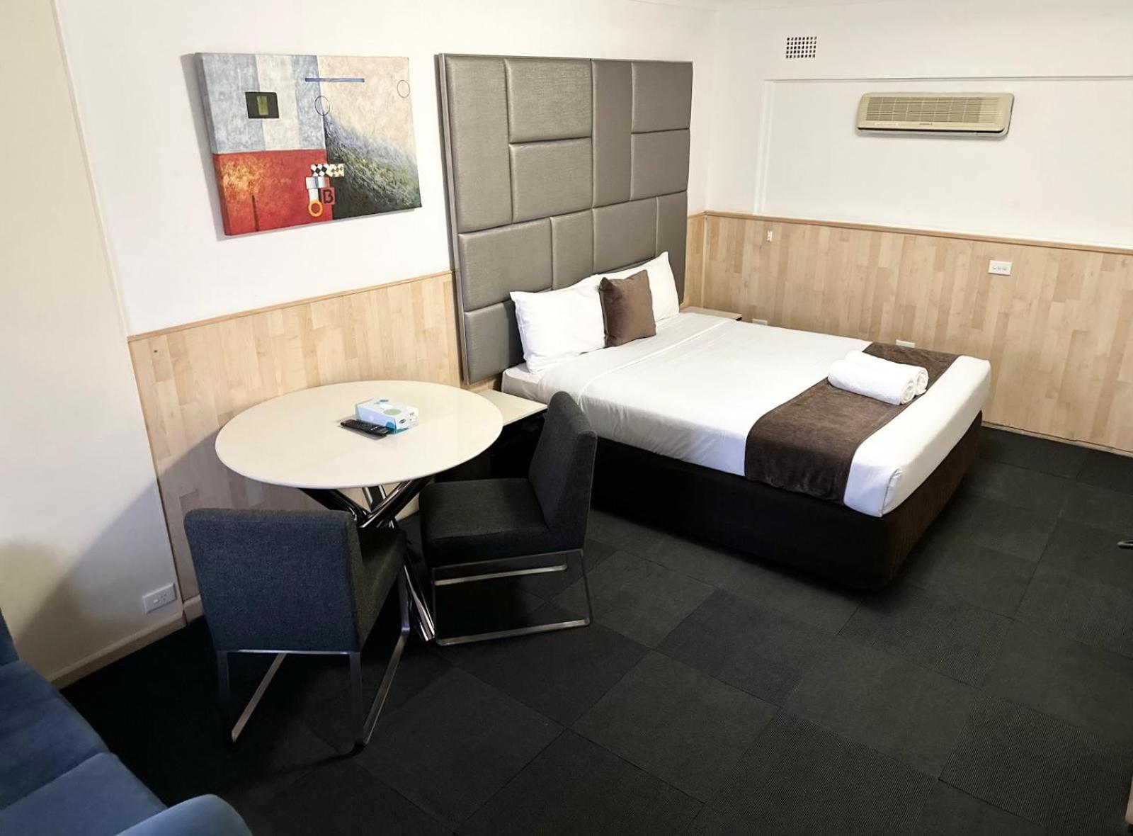 Countryman Motor Inn Cowra Exterior foto